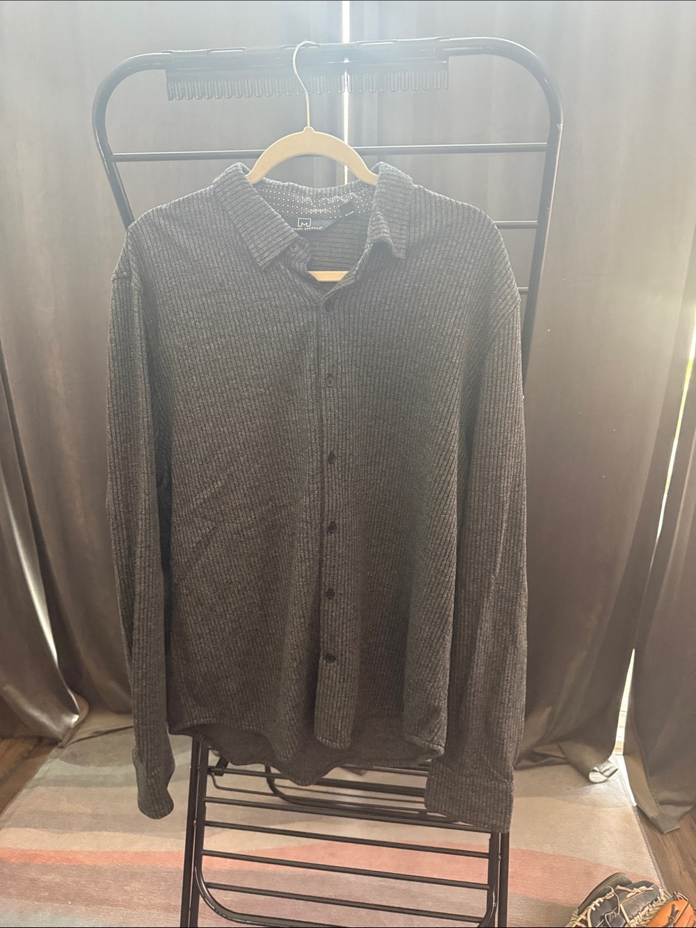 Ribbed Button-Front Shirt in Charcoal